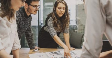 Ls-Blog-10-Ways-Your-Business-Strategy-Needs-to-Evolve-in-2022